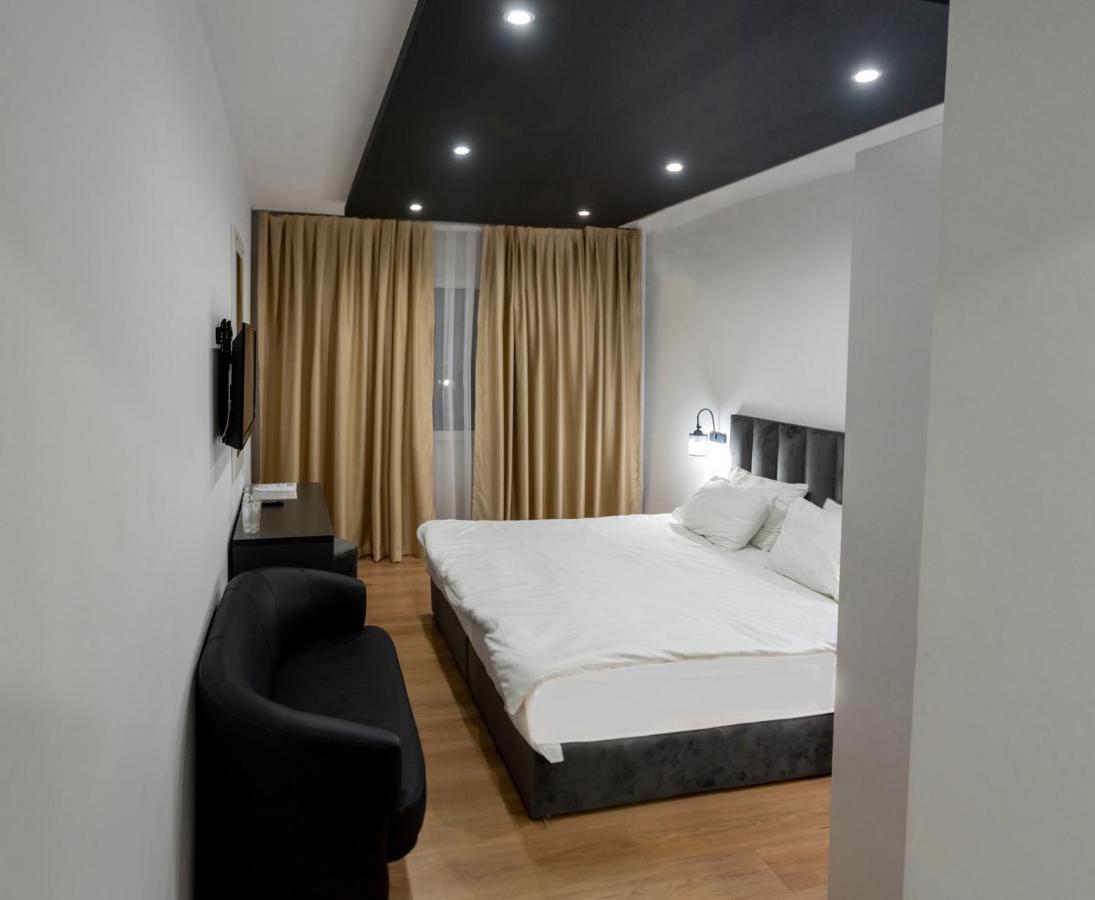 Hotel Beograd Струга Экстерьер фото